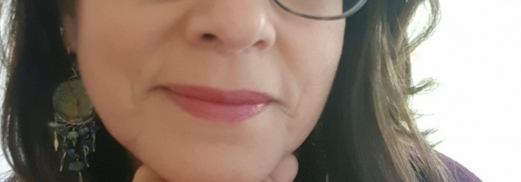 Karina aus Brasilien gibt Online-Unterricht für Portugiesisch