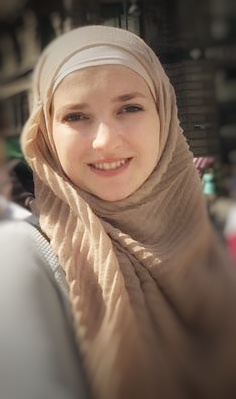 Learn English and Business English with trainer Rina in Vienna