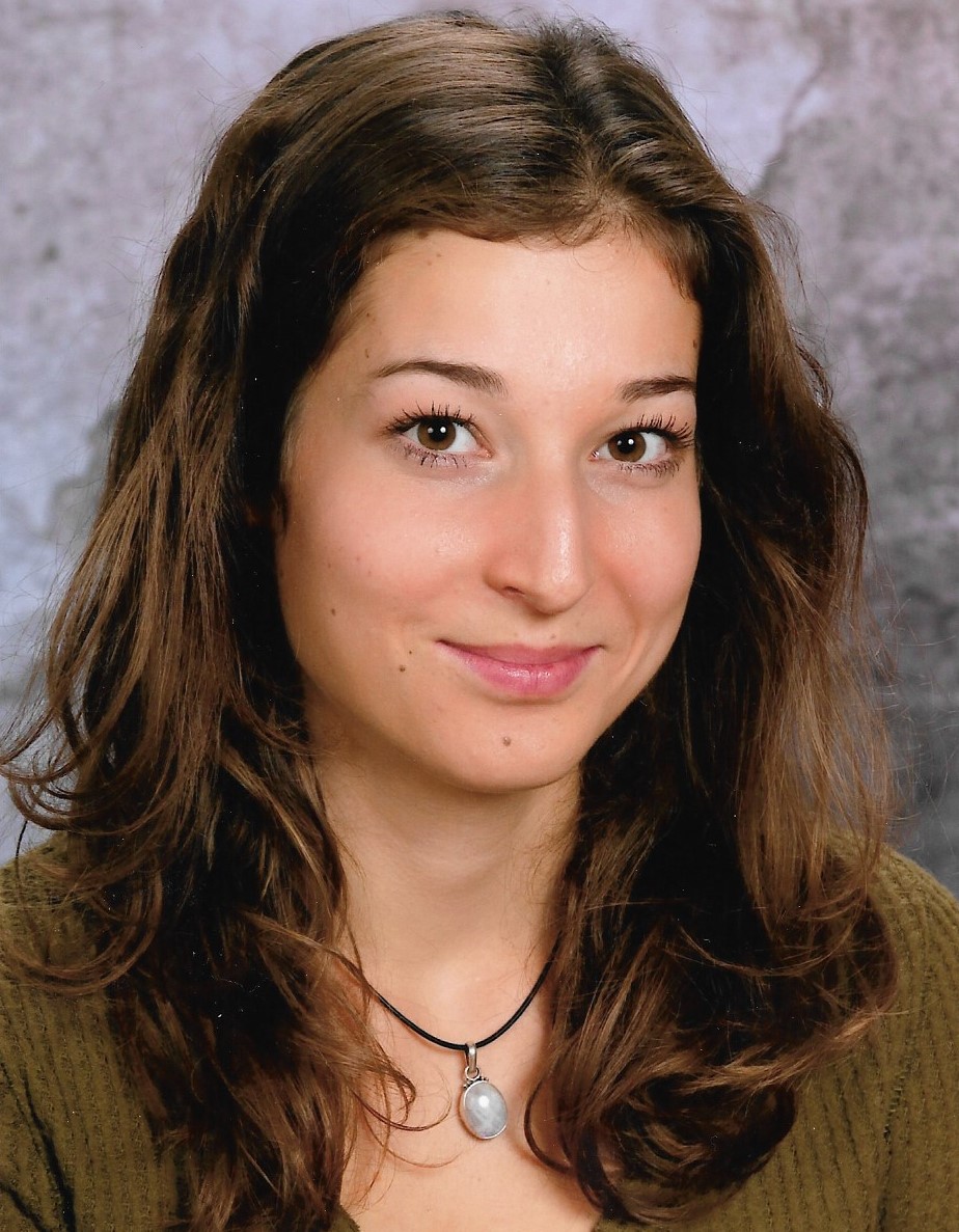 Study English with tutor Celina in Maria Lanzendorf