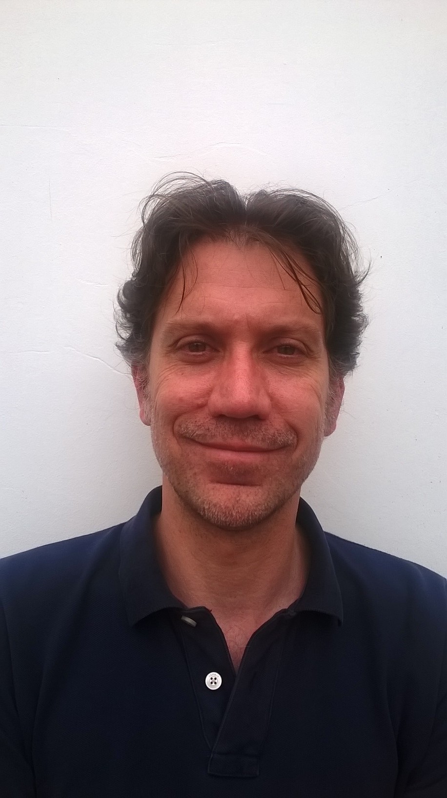 Certified English teacher Carlos offers private tutoring lessons in Vienna