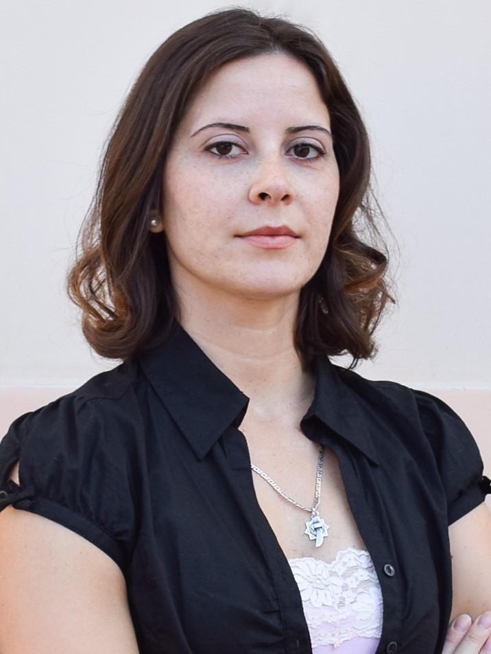CELTA certified teacher Marija offers English online lessons
