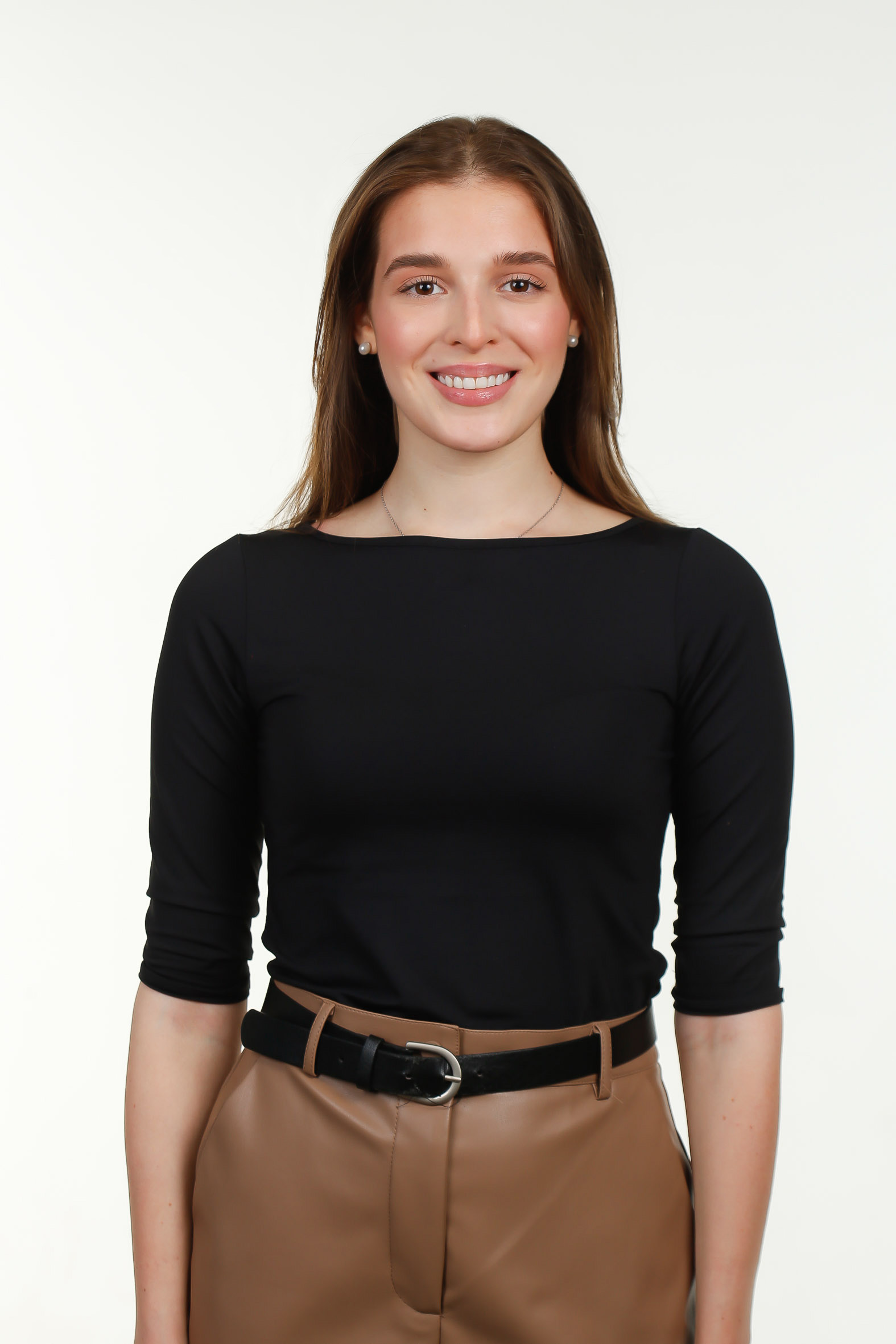 Improve your everyday English with Regina online or in Vienna
