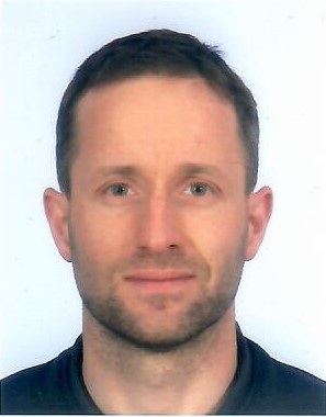 Take English classes by Roland for all levels in Gyula and online